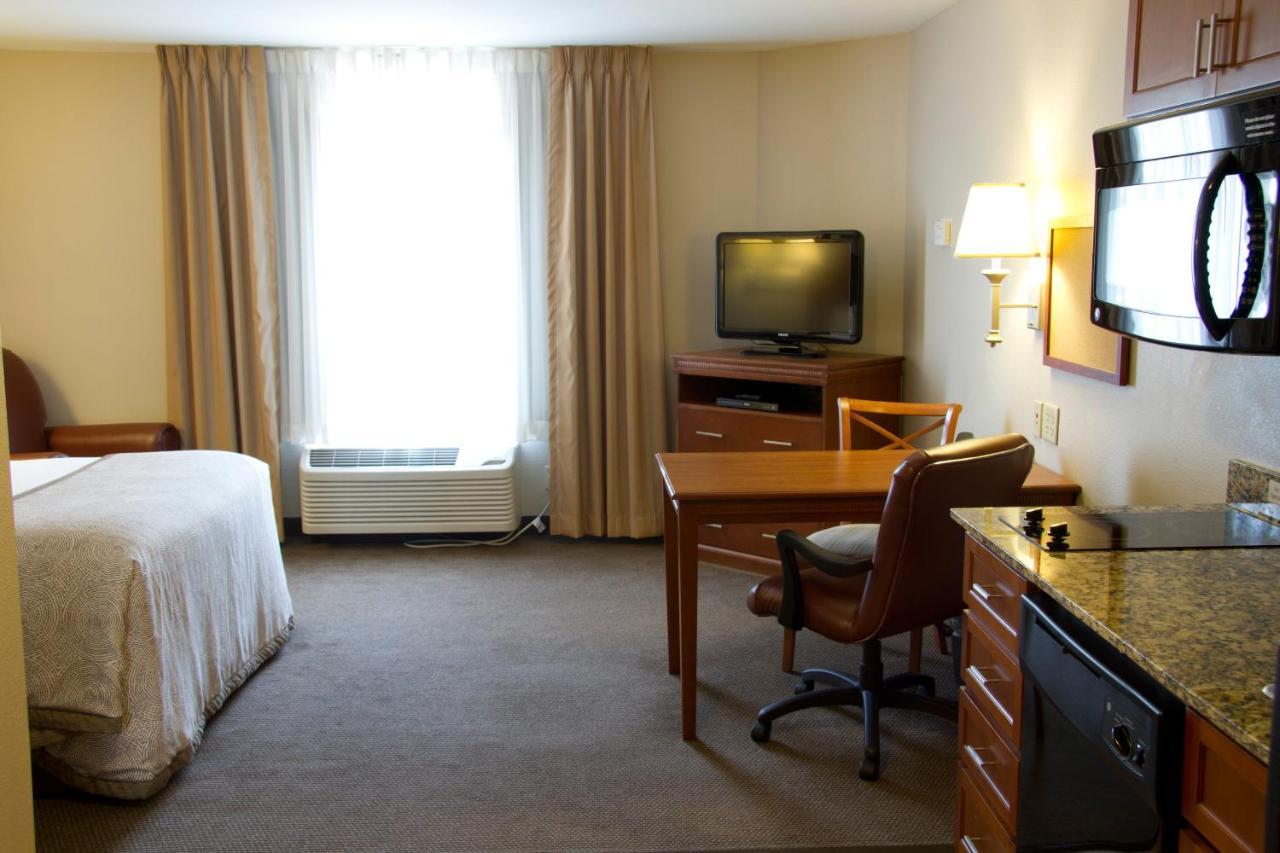 Candlewood Suites Champaign-Urbana University Area By Ihg Exterior photo