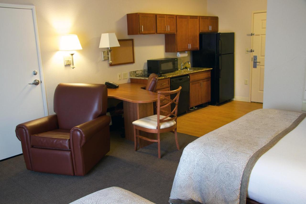Candlewood Suites Champaign-Urbana University Area By Ihg Exterior photo