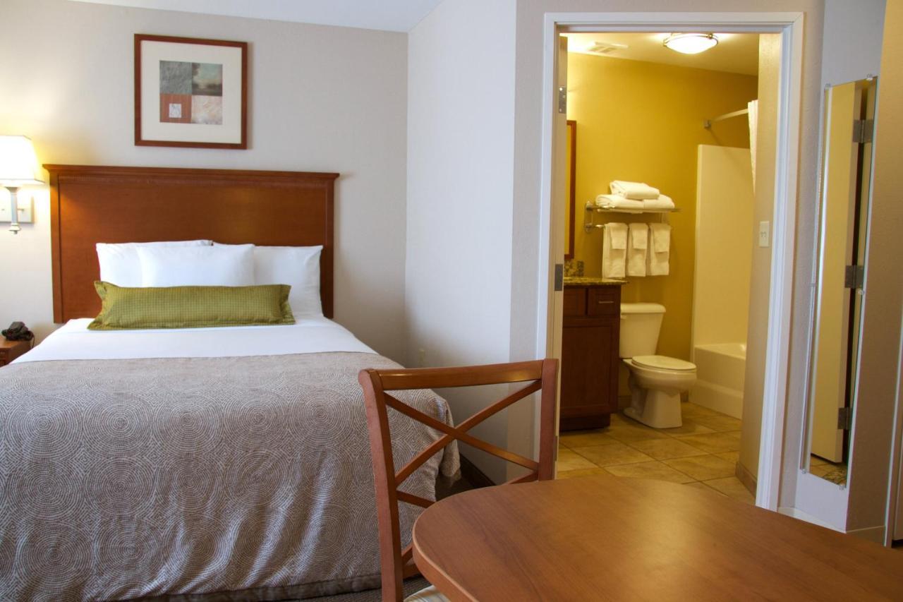 Candlewood Suites Champaign-Urbana University Area By Ihg Exterior photo