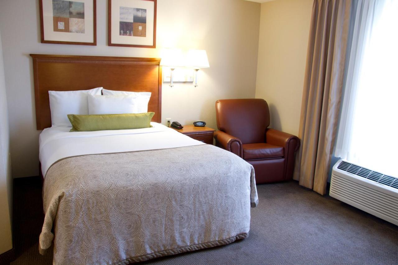 Candlewood Suites Champaign-Urbana University Area By Ihg Exterior photo