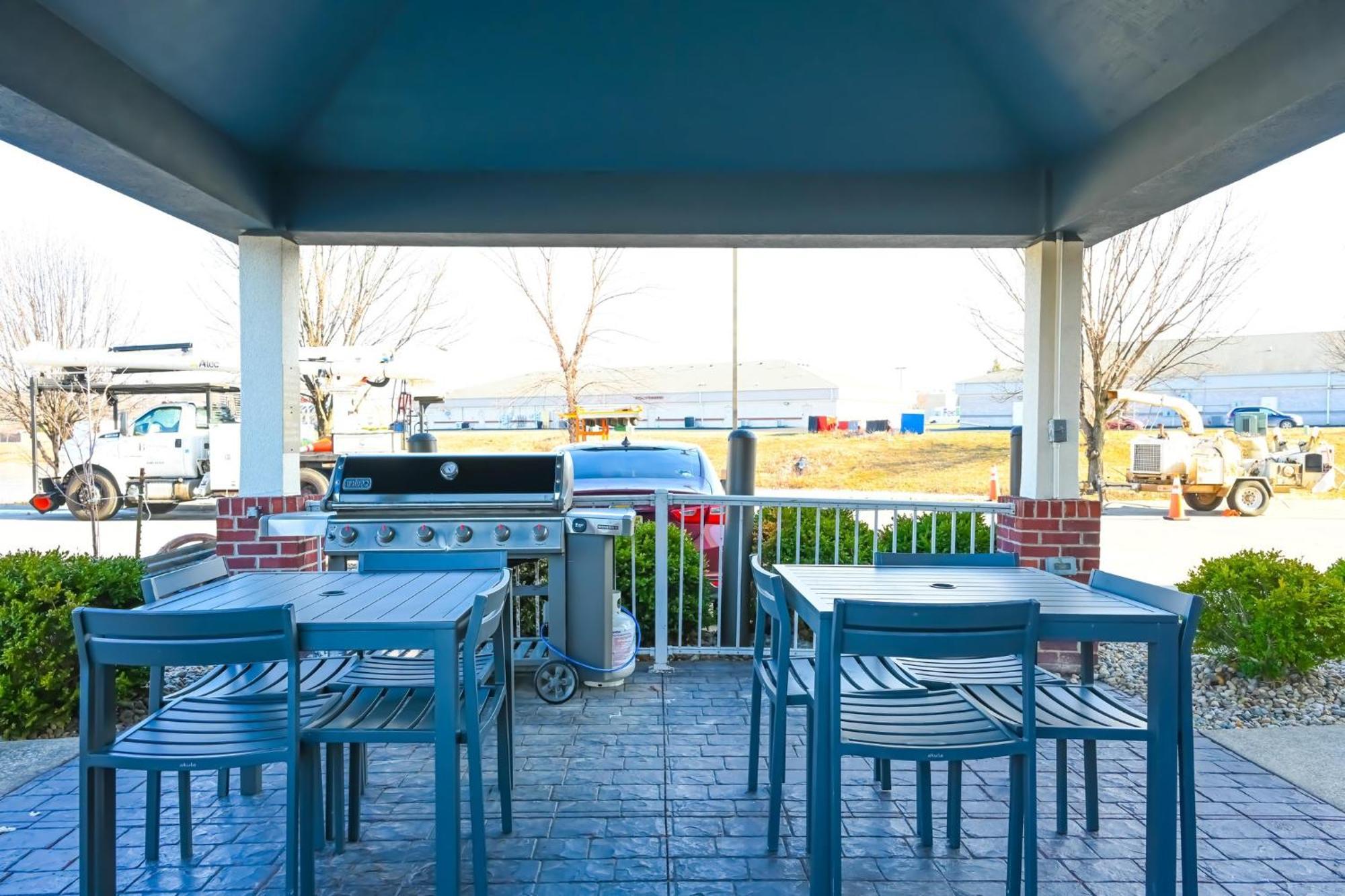 Candlewood Suites Champaign-Urbana University Area By Ihg Exterior photo