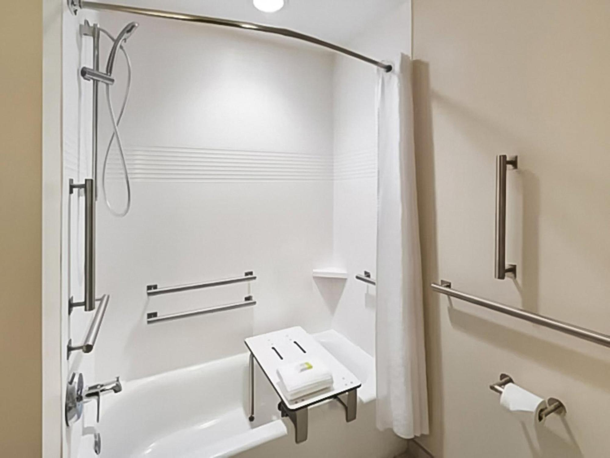 Candlewood Suites Champaign-Urbana University Area By Ihg Exterior photo